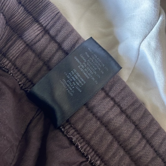 Aritzia TNA Cozy Fleece Boyfriend 5” Shorts — Medium GD Rich Mocha Brown - Picture 8 of 9